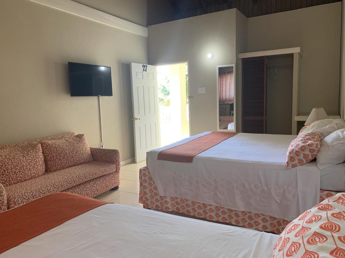 King Suite At Oceanview Resort In Jamaica - Enjoy 7 Miles Of White Sand Beach! نيغريل الغرفة الصورة