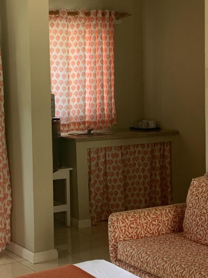 King Suite At Oceanview Resort In Jamaica - Enjoy 7 Miles Of White Sand Beach! نيغريل المظهر الخارجي الصورة